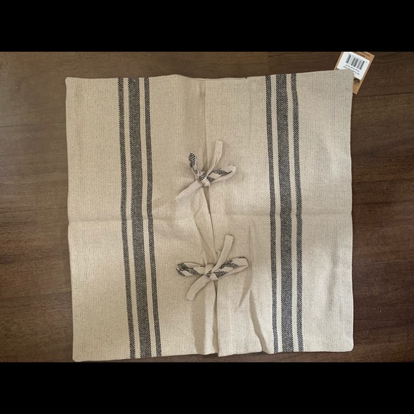 20x20 Neutral Cotton Stripe Pillow Covers - Picture 5 of 6